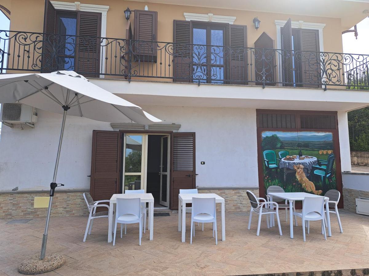 B&B Villa Mery Mileto Kültér fotó