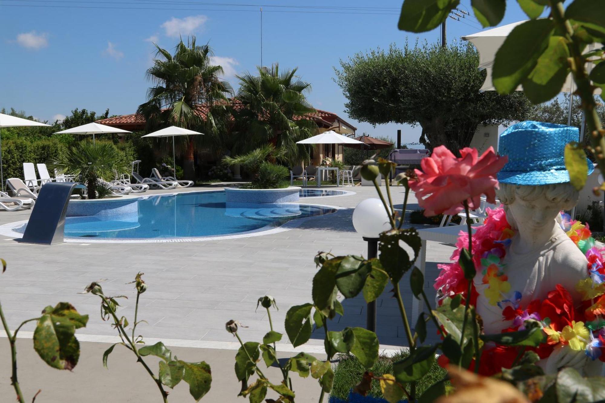 B&B Villa Mery Mileto Kültér fotó