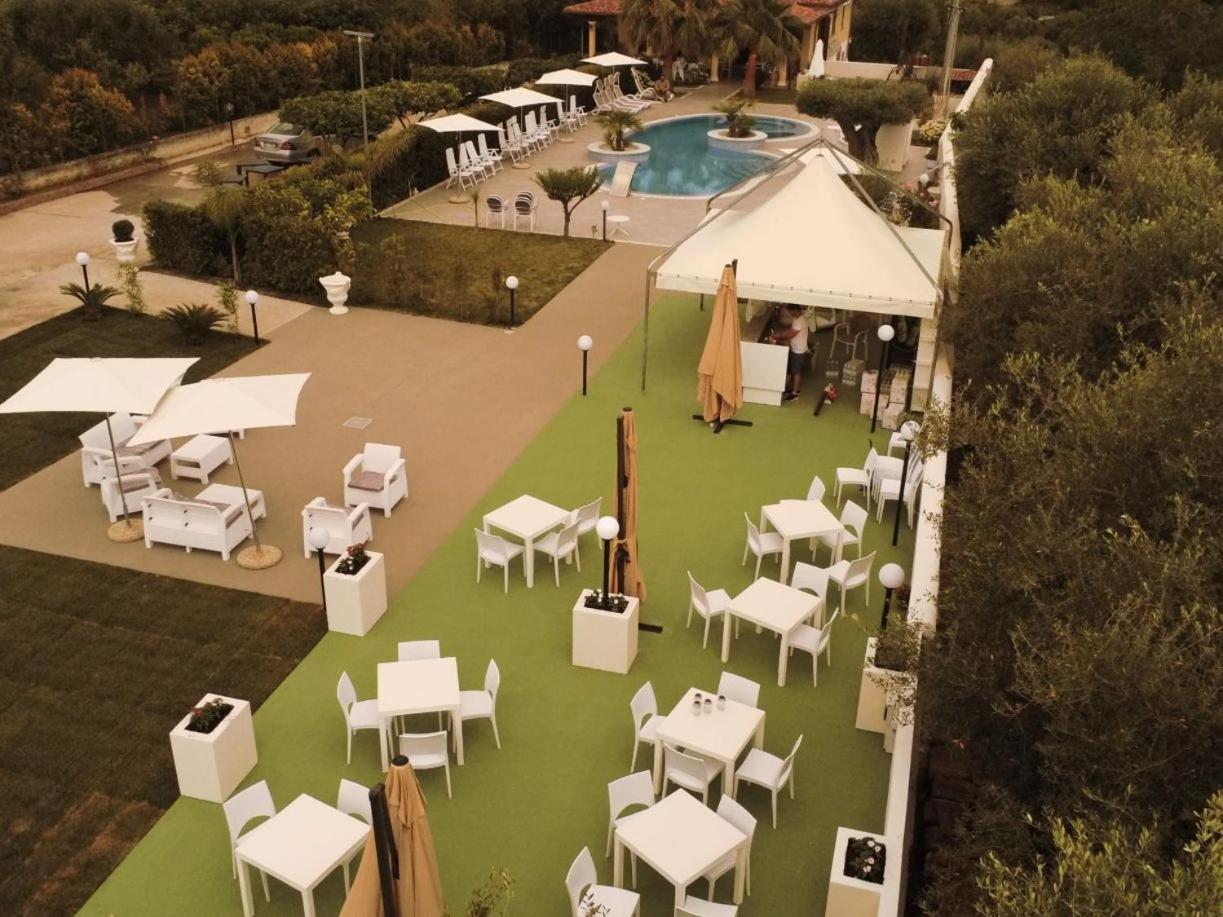 B&B Villa Mery Mileto Kültér fotó